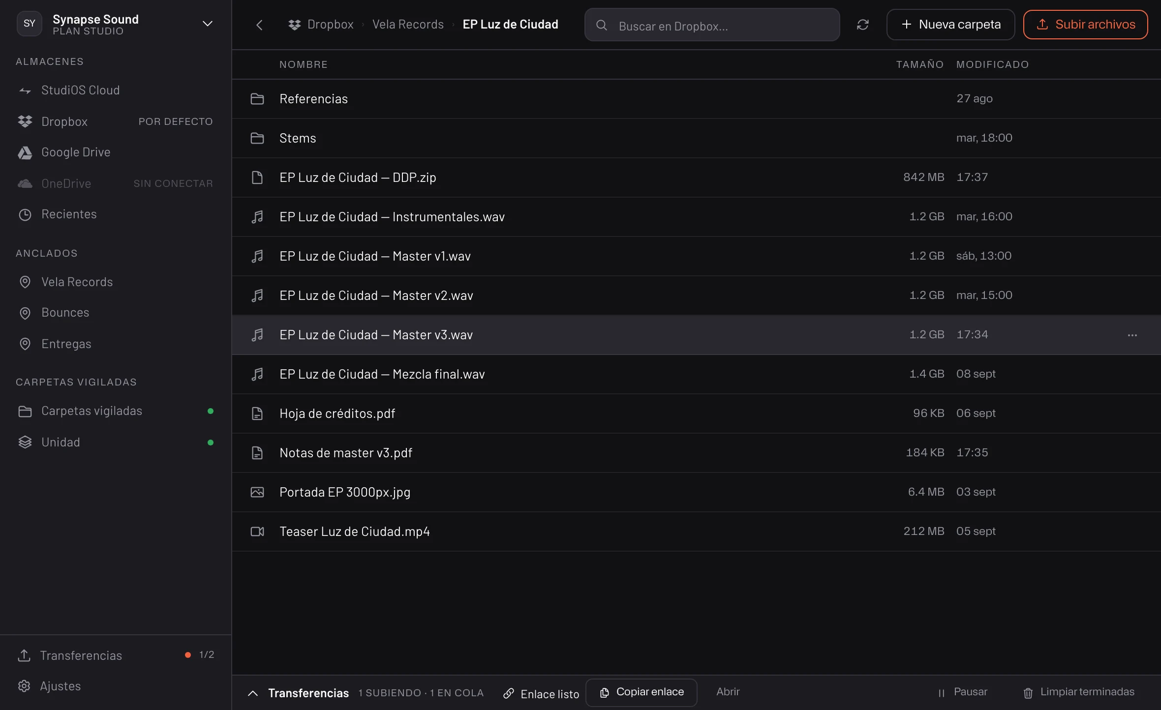 Uploader — explorador de archivos en una carpeta de cliente de Dropbox